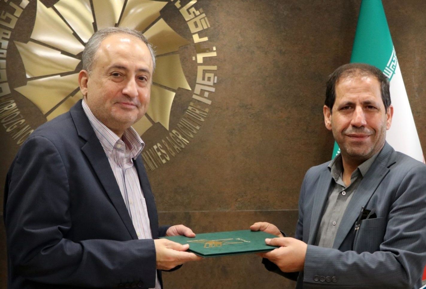 نقش اتاق بازرگانی هرمزگان در توسعه علمی و اقتصادی استان