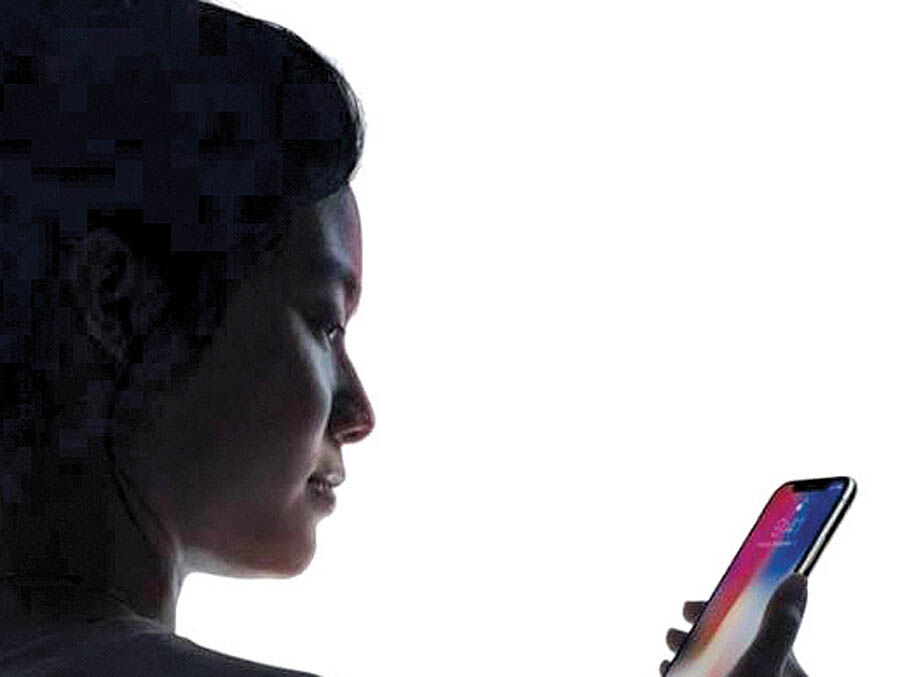 مشکلات faceID اپل همچنان ادامه دارد