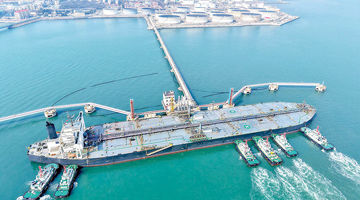 اعتیاد  اژدهای زرد  به نفت ایران 