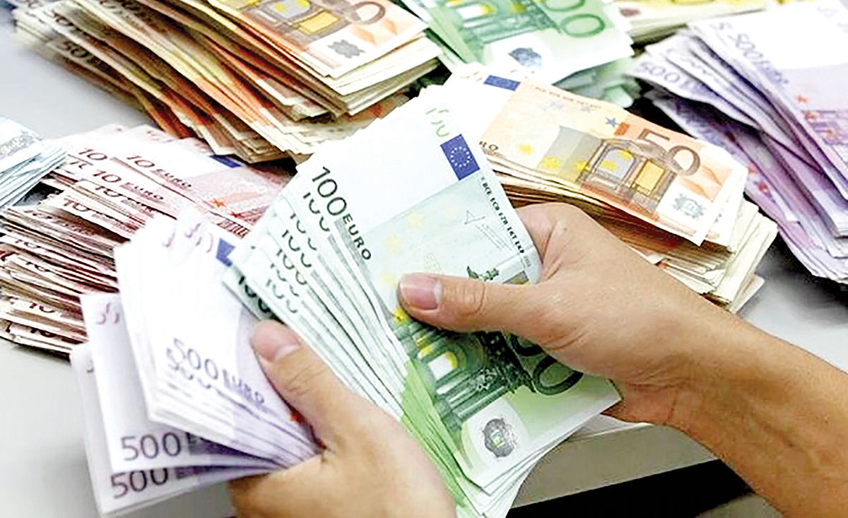 پرداخت ۱۹۵ میلیون یورو ارز خدماتی در مرکز مبادله