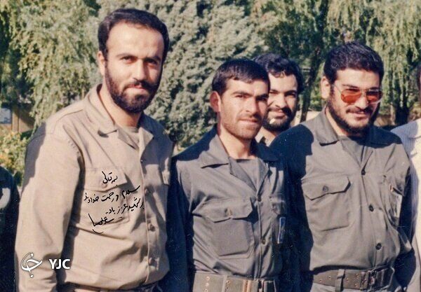 این فرمانده سپاه هیچ گاه لباس بسیجی را از تن خود در نیاورد+عکس
