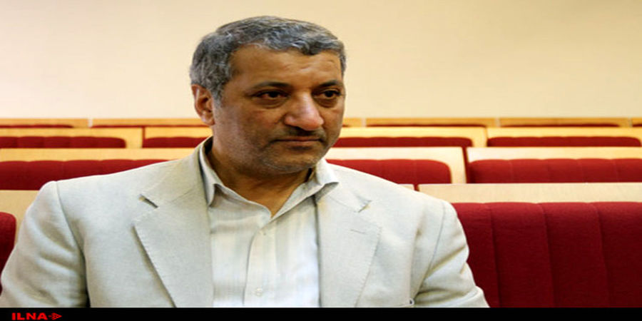 تندروها به جایی نمی‌رسند، روحانی قابل حذف نیست