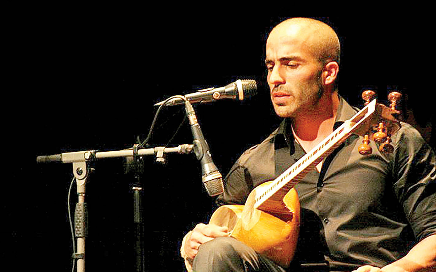 کنسرت میلاد درخشانی در سالن ایوان شمس