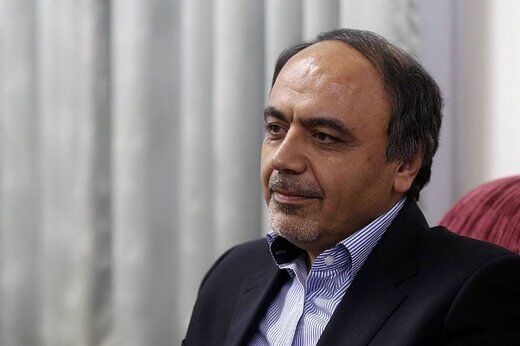 کنایه توئیتری مشاور پیشین روحانی با هشتگ مجلس انقلابی
