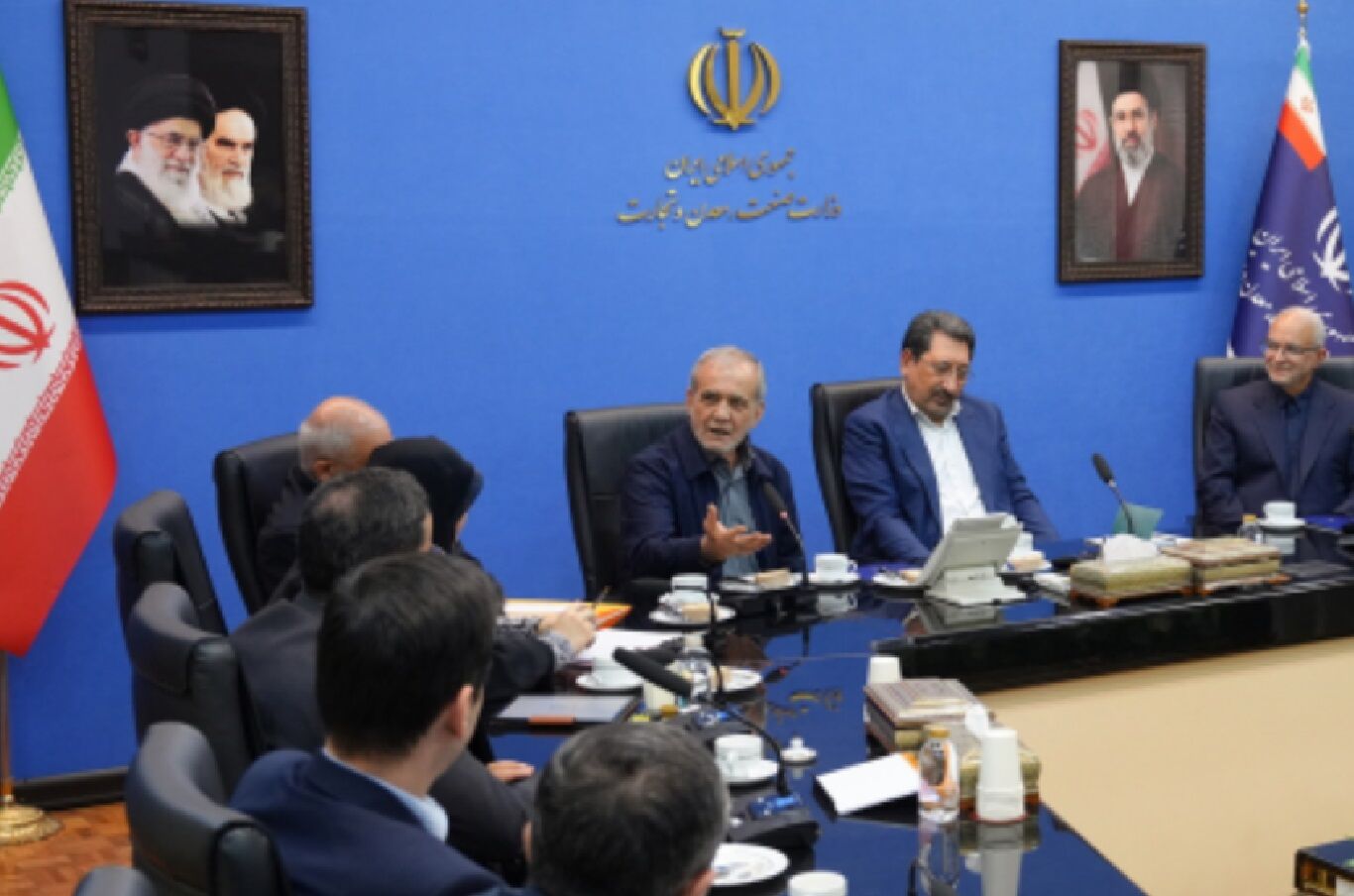 پزشکیان: ملت ایران با مقاومت 40 روزه، دشمن را به استیصال کشاند/اصناف و تولیدکنندگان، ستون‌های پایداری اقتصاد در شرایط جنگی بودند