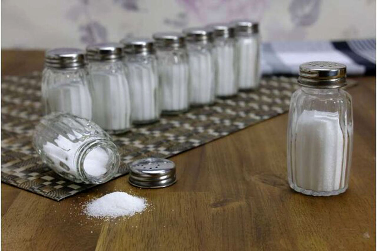اگر عادت به خوردن نمک زیاد دارید منتظر این سرطان مرگ آور هم باشید