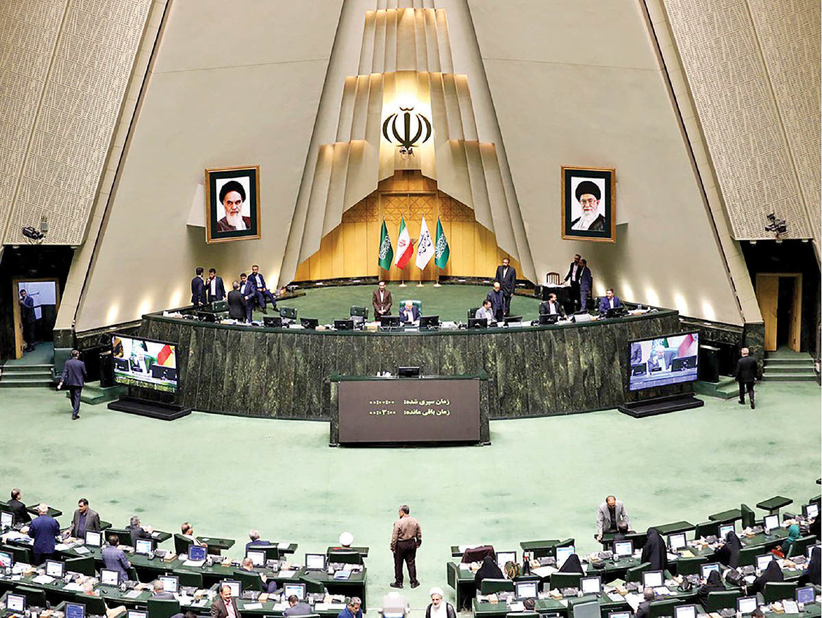 پاداش به رقابت با مدنی زاده پیوست