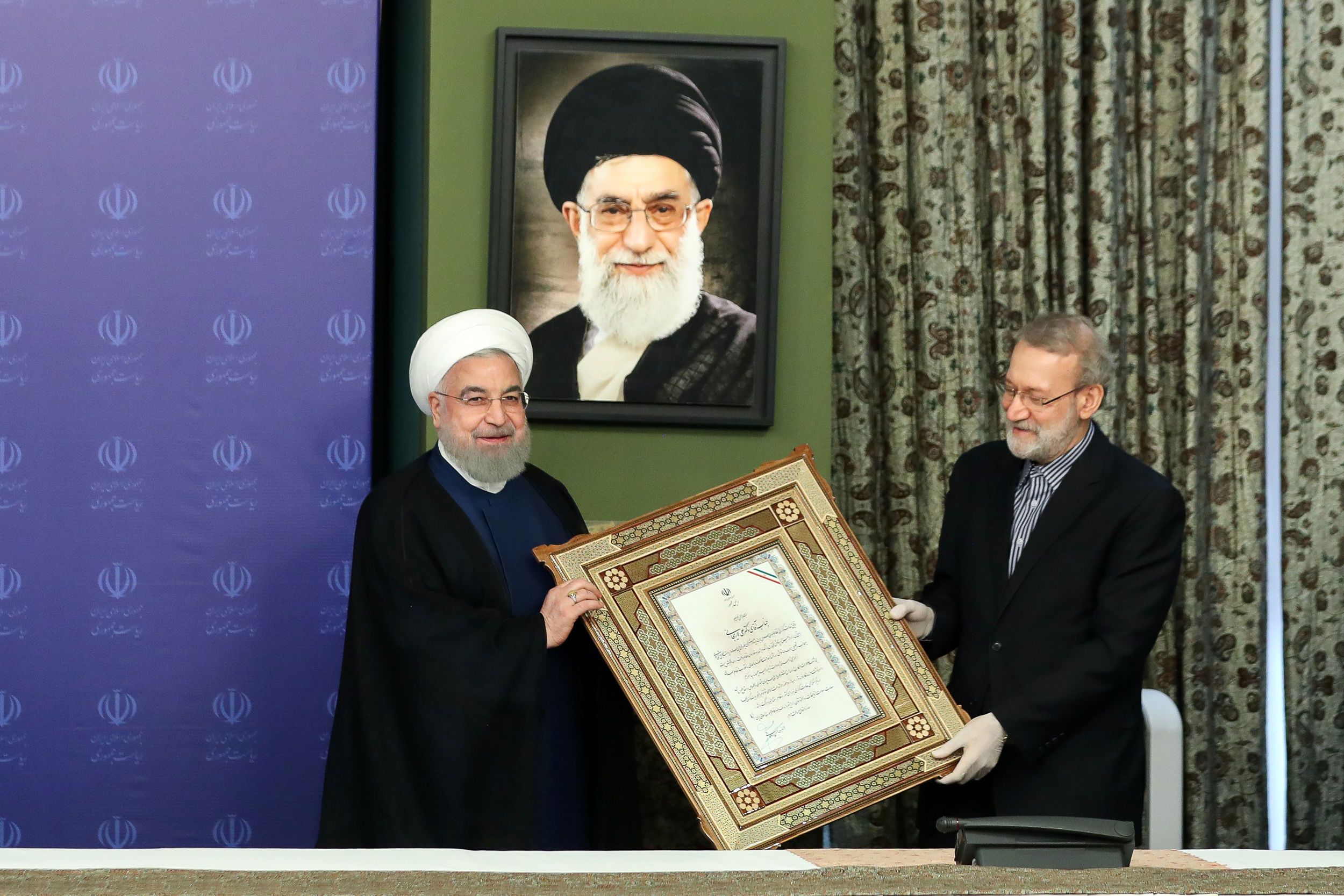 اتاق جنگ اقتصادی ایران در تعلیق