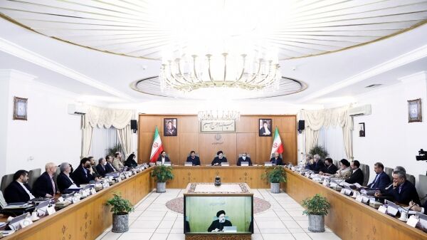 موافقت دولت با لایحه پیشگیری و مقابله با رسوب کالاها در مبادی ورودی
