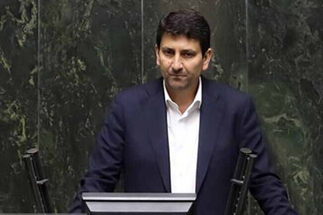 وزیر ارتباطات فردا به مجلس می‌رود