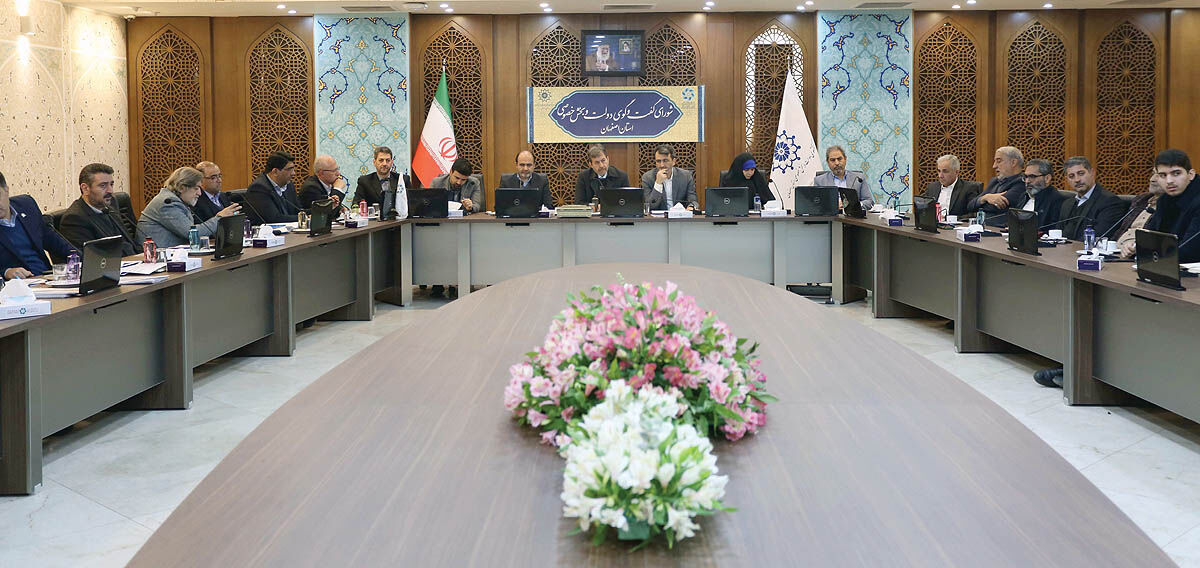  فعالان اقتصادی همچنان چشم انتظار رفع مشکلات ناترازی انرژی
