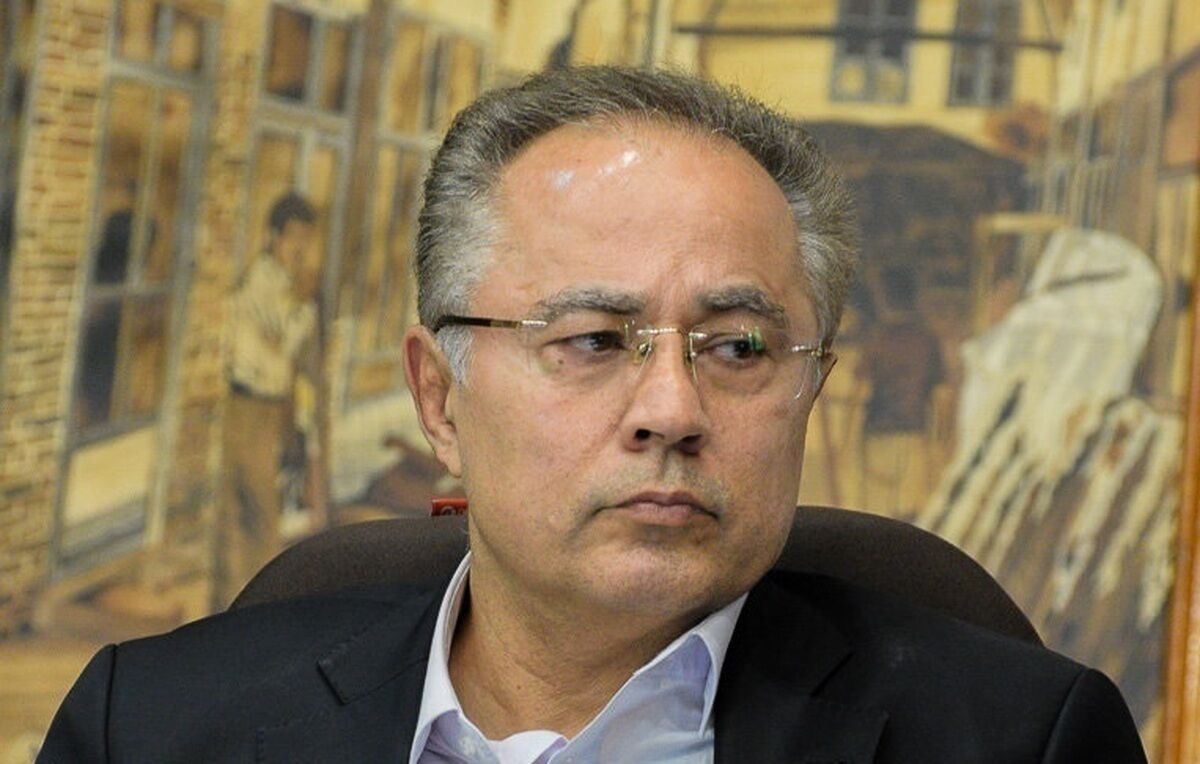 برکناری شهرام دبیری از دولت چهاردهم