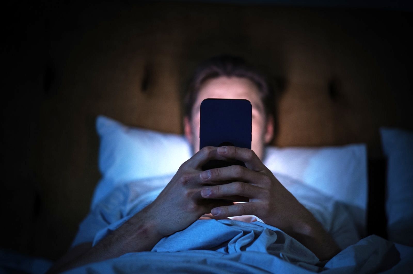 چگونه گوشی و تبلت می‌توانند خطر مرگ زودرس را افزایش دهند