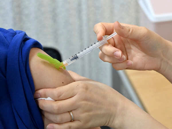 تاکنون چند دز واکسن کرونا در ایران تزریق شده است؟