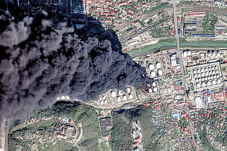 شبیخون کی‌یف به دلارهای نفتی مسکو