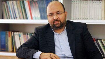 جواد امام: نفوذ از طریق نیروهایی در لایه های بالای قدرت صورت گرفته / مجلس دچار خطای ماهوی گردیده است!