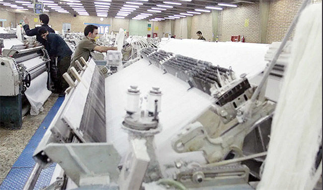 نساجی اصفهان؛ قربانی سیاست ارز ارزان، مواد گران