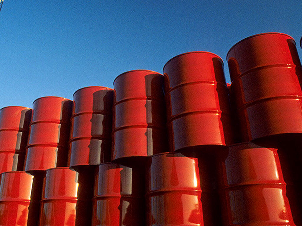 ممنوعیت واردات نفت روسیه به آمریکا