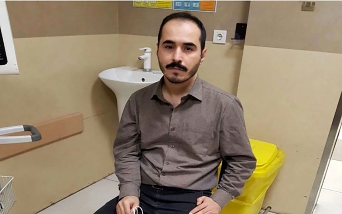 اولین تصویر از حسین رونقی بعد از آزادی در بیمارستان+عکس