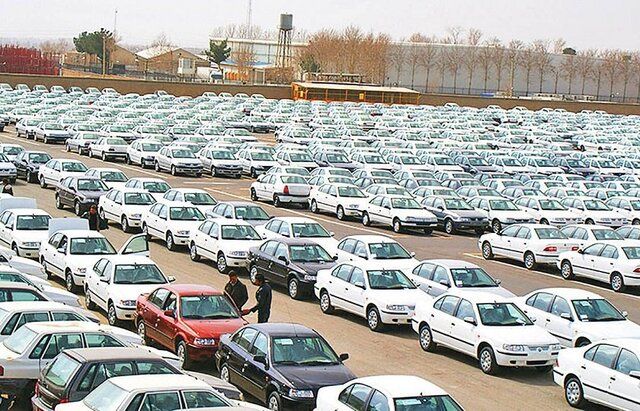 تاکید رئیس اتحادیه فروشندگان خودرو بر مقطعی بودن افزایش قیمت‌ها