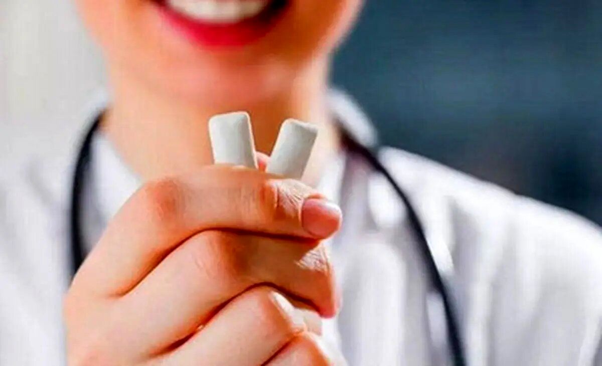 بلعیدن آدامس باعث یبوست می شود؟
