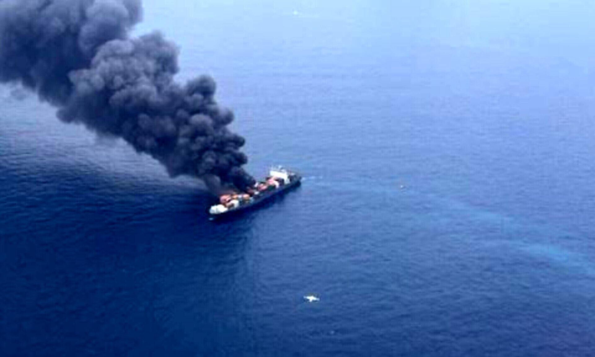 سازمان دریایی انگلیس از حادثه  در ۱۵ مایلی غرب یمن خبر داد

