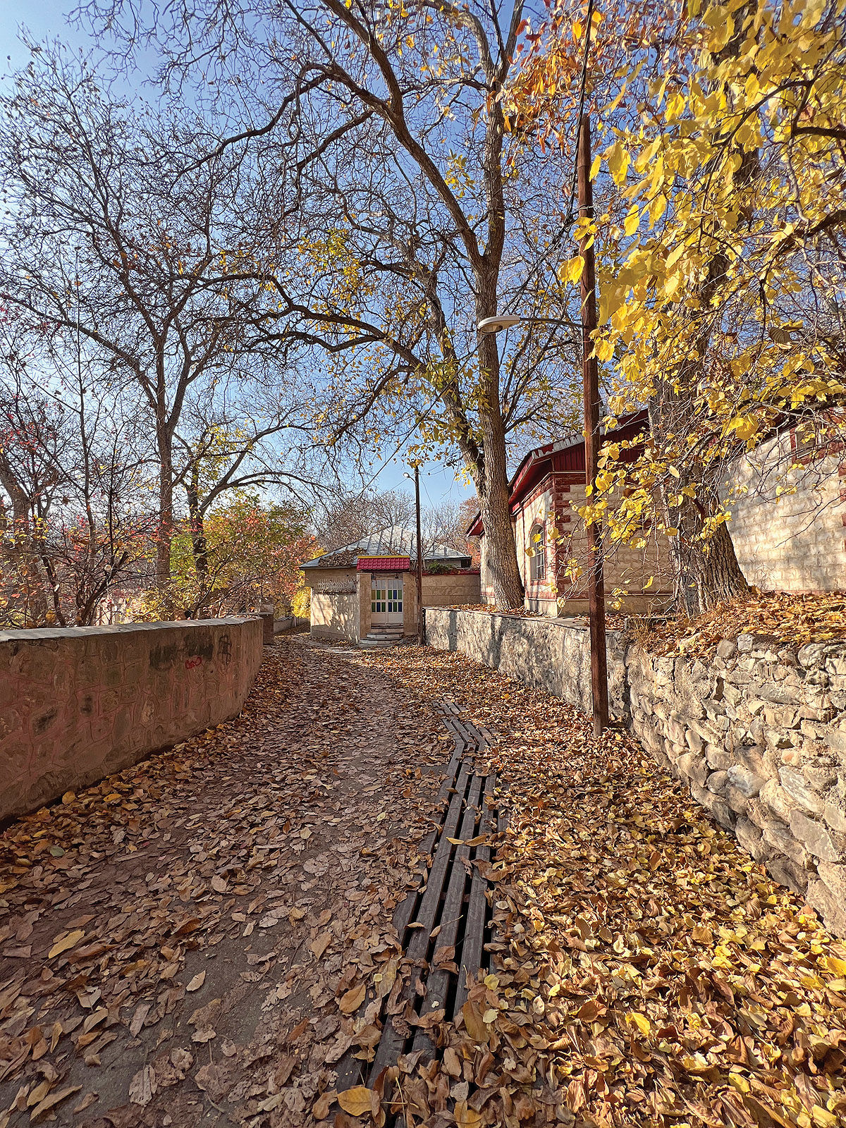 «دالان بهشت» برای آخر هفته تهرانی‌ها