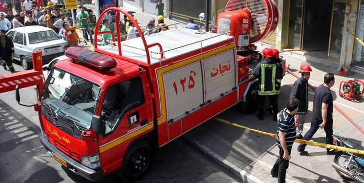 50 آتش‌نشان شهرداری تهران به آبادان اعزام شدند