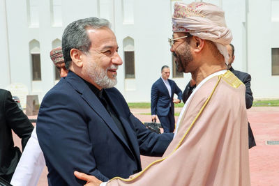 جزئیات گفتگوی ایران و عمان بر سر تنگه هرمز / البوسعیدی: مذاکره با عراقچی سازنده بود