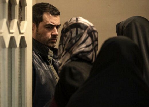 حضور شهاب حسینی مقابل زندان اوین/ عکس