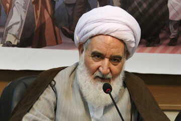 امام جمعه مشهور خداحافظی کرد