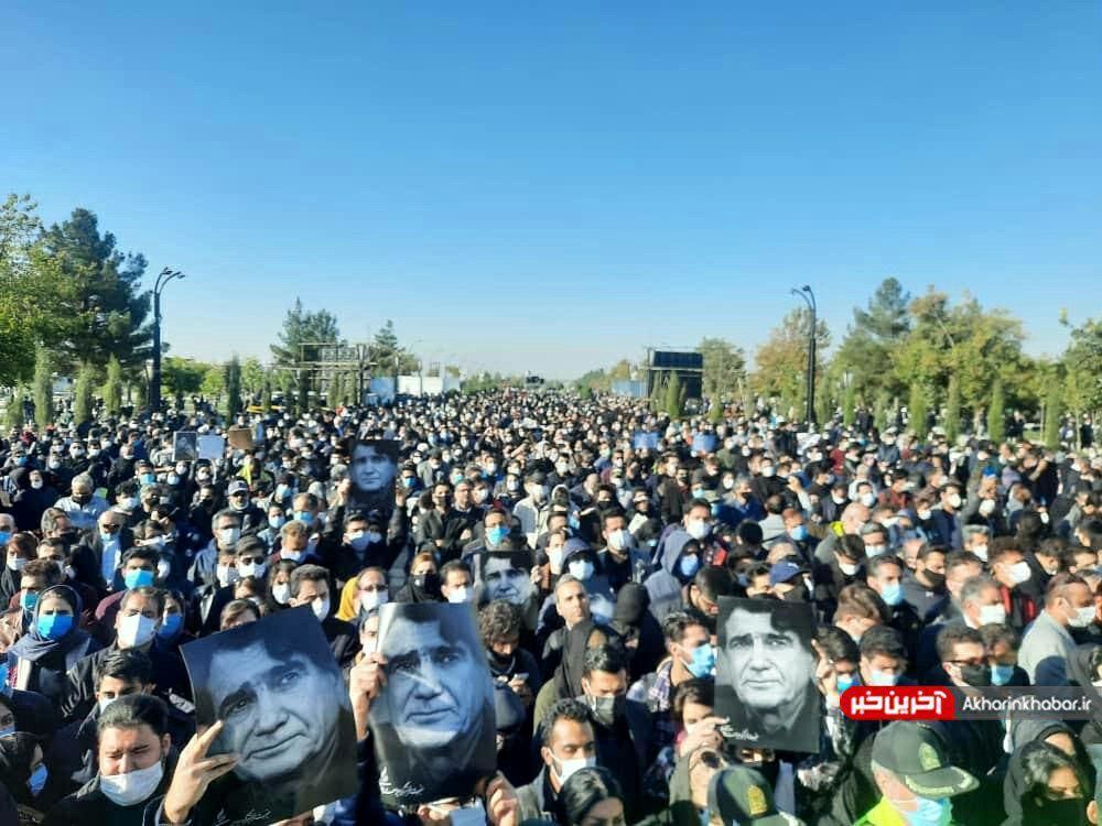 حضور پرشور مردم در توس برای تشییع پیکر محمدرضا شجریان+ویدئو