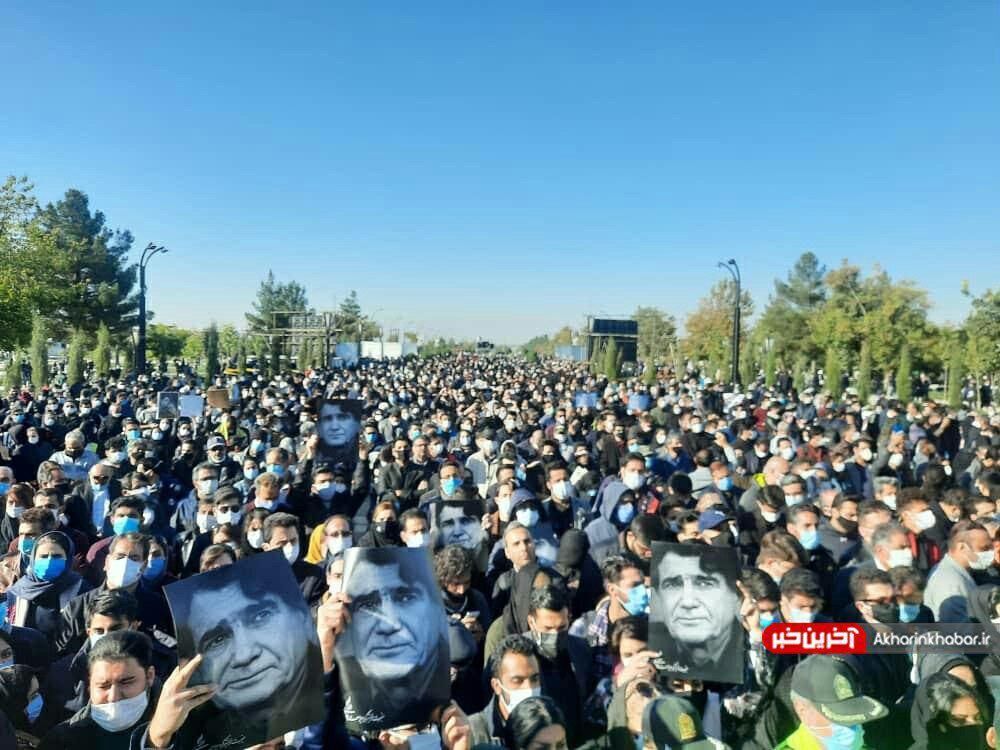 نوای «مرغ سحر» بر سر مزار محمدرضا شجریان + ویدئو