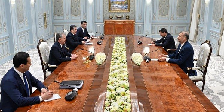 دیدار وزیر خارجه ایران با رئیس جمهور ازبکستان