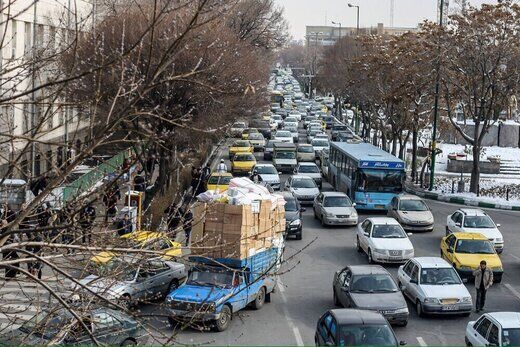 رئیس شورای شهر: طرح ترافیک باید از در منازل انجام شود