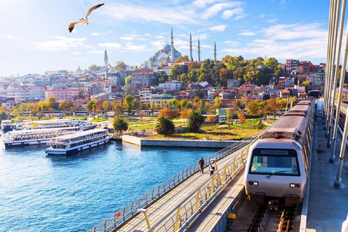 آشنایی با جاهای دیدنی استانبول با مترو