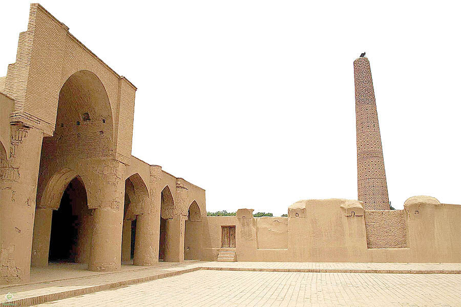 موزه‌ای باستانی زیر کفش‌ها