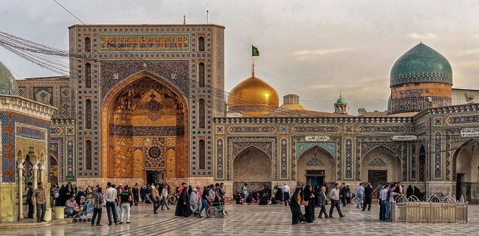 سفر به مشهد در زمستان: با تور یا خودروی شخصی؟