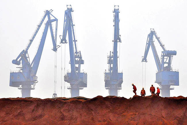 تغییر بازی چین در زمین سنگ‌آهن