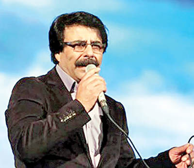 علیرضا افتخاری مجری می‌شود