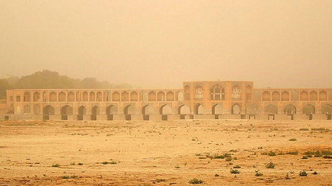 اصفهان در اوج خشکسالی 20 سال اخیر 