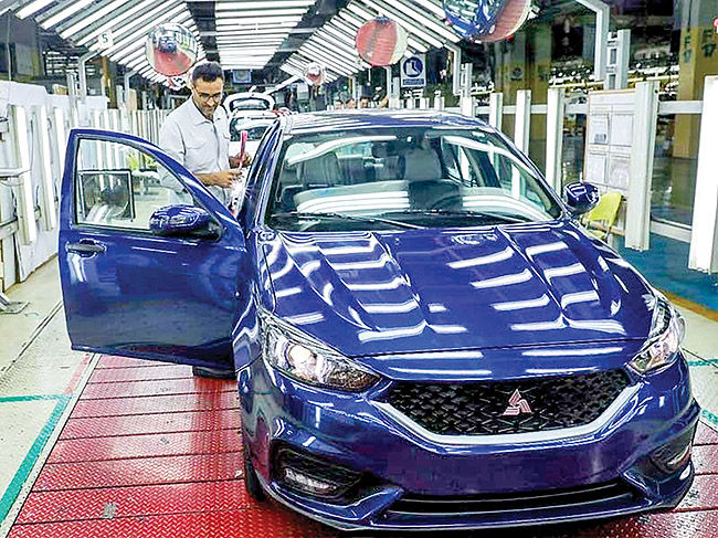 پارس‌خودرو لوح «مدیریت سبز» گرفت