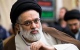حضور سیدمصطفی خامنه‌ای در مراسم بزرگداشت رهبر شهید+ فیلم