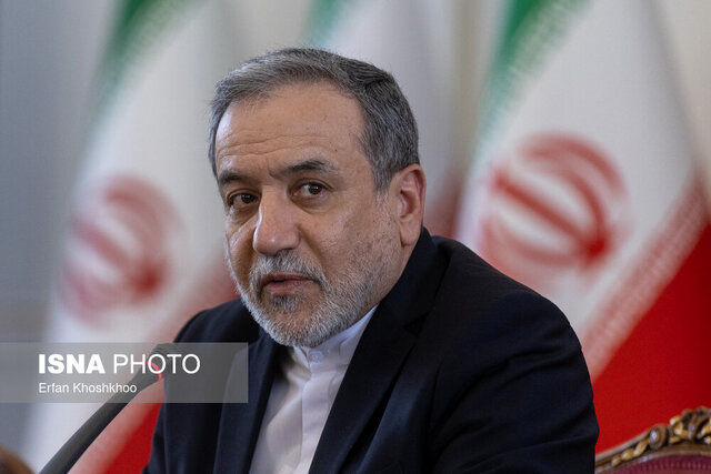 عراقچی: با کسانی که به مردم ایران حمله کردند، وارد تعامل نمی‌شویم