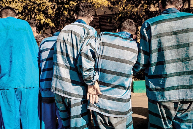 اعضای باند توزیع گوشت آلوده در اصفهان با اتهام افساد فی الارض دستگیر شدند