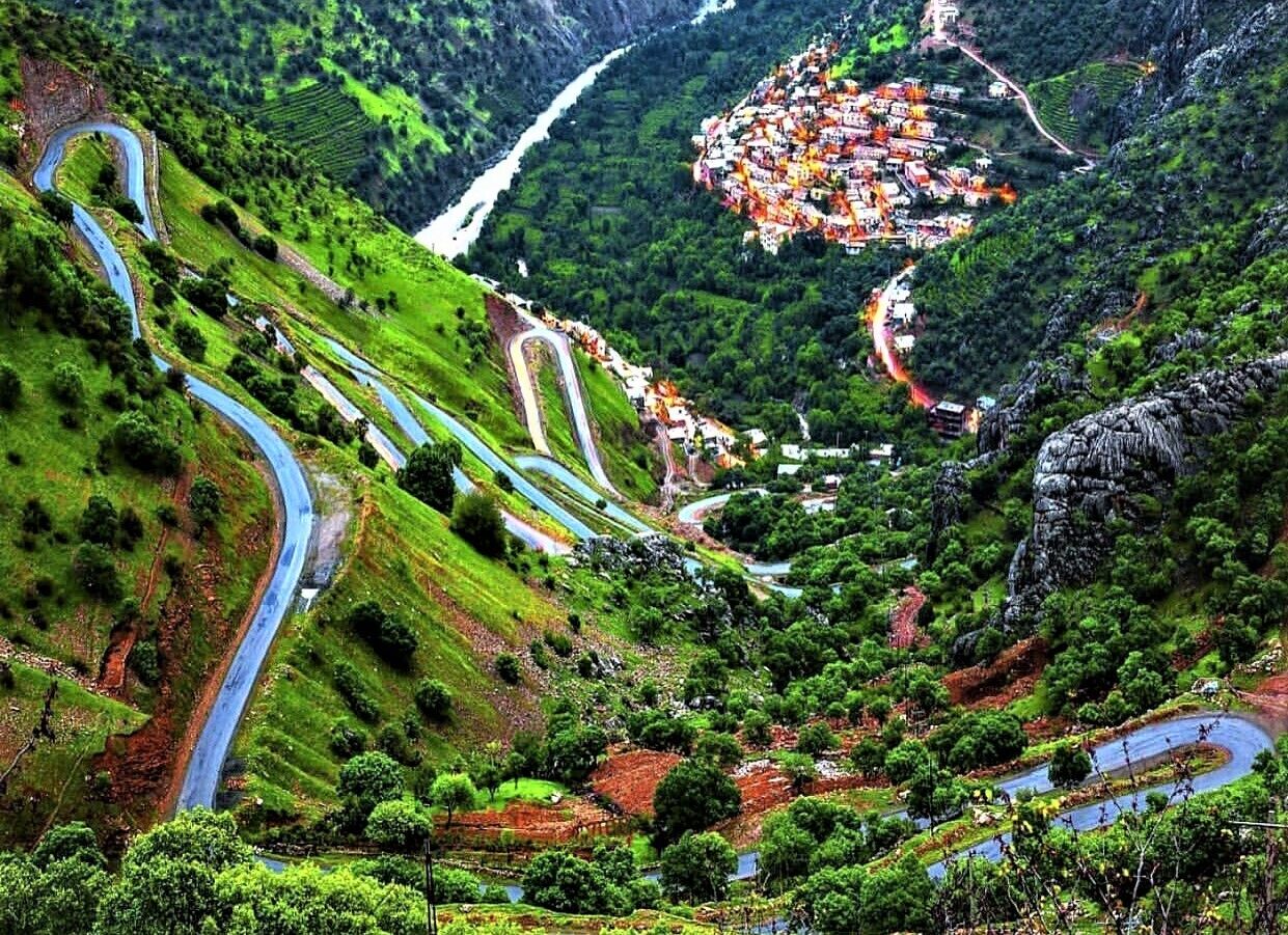 تصاویر چشم نواز این روستای کردستان جهانی شد + فیلم