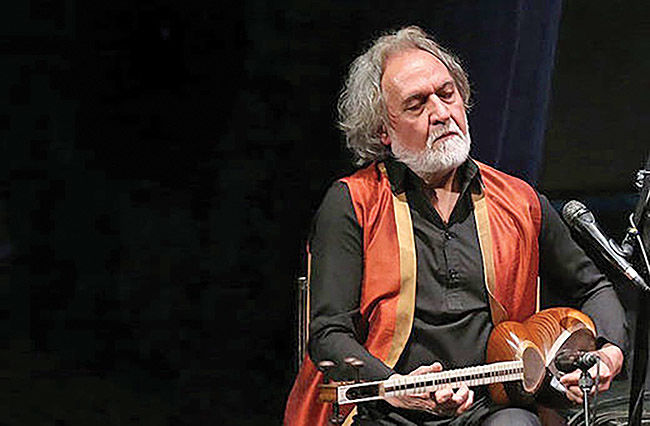 اجرای مجید درخشانی با گروه «خورشید» در قونیه