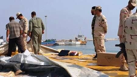 شناور حامل سوخت قاچاق در خلیج‌فارس توقیف شد