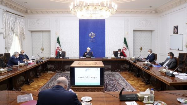 روحانی: مسائل کلان کشور باید به دور از رفتارهای سیاست‌زده، تدبیر و برنامه‌ریزی شود