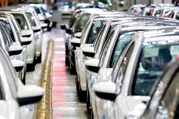 تولید ایران‌خودرو  متوقف می شود؟